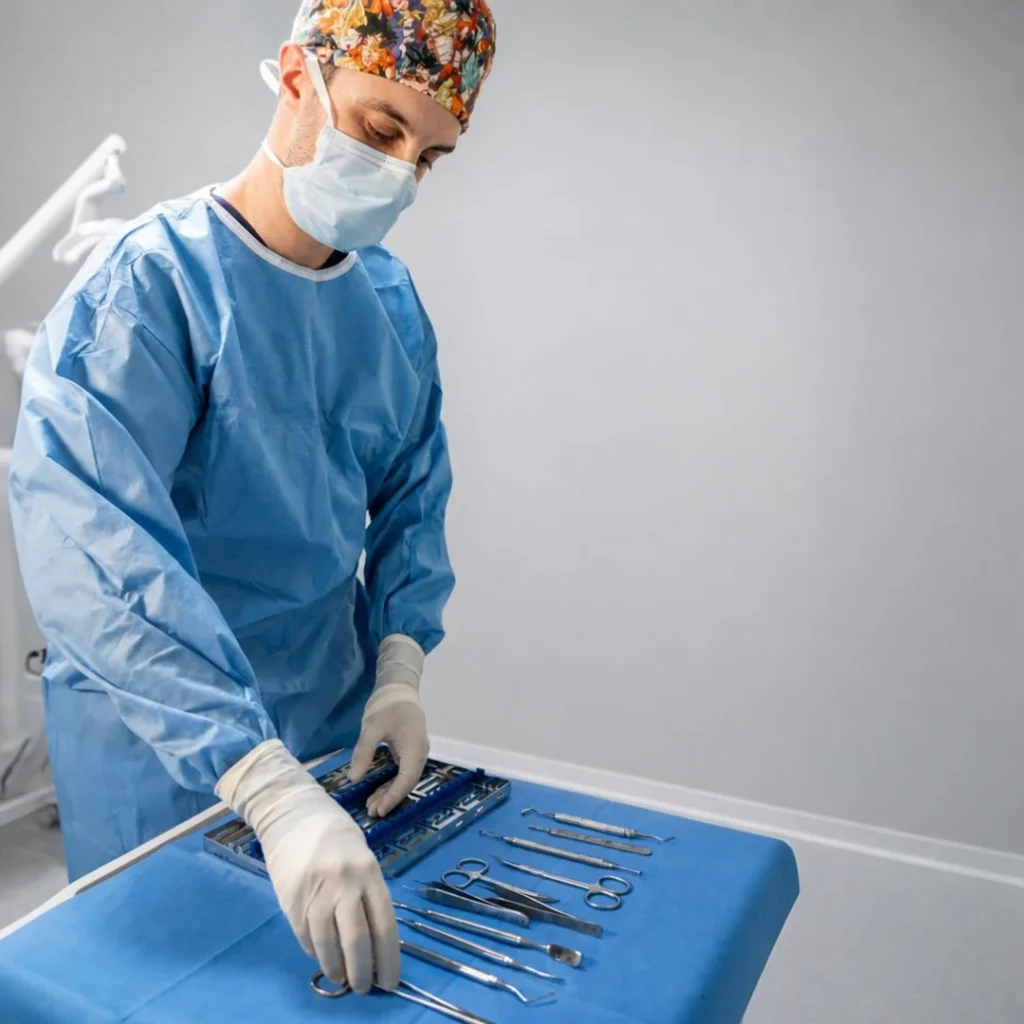 Chirurgia orale 1 Studio dentistico a Saluzzo - Estrazione dente del giudizio a Saluzzo